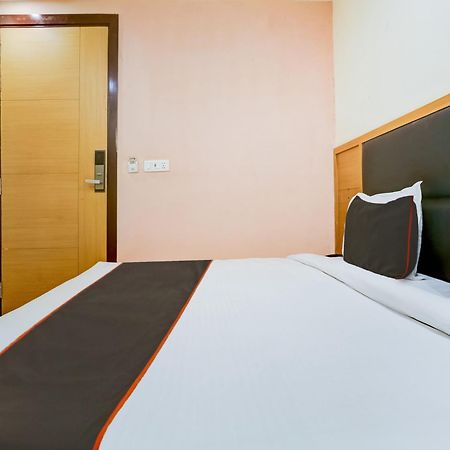 Collecion O White House Hotel Nova Deli Exterior foto