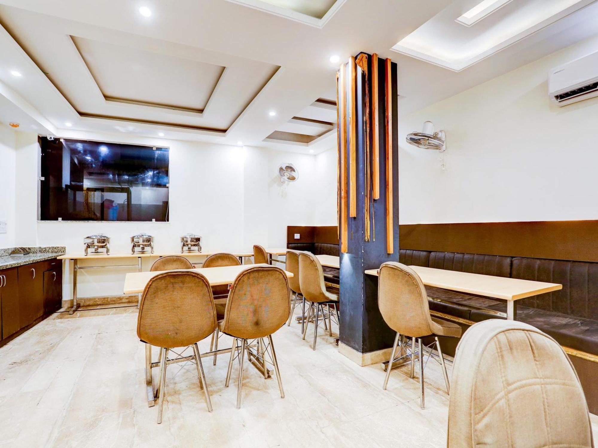 Collecion O White House Hotel Nova Deli Exterior foto
